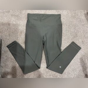 Lululemon Women’s In Focus Run Tight Sense Knit Army Green Size 8